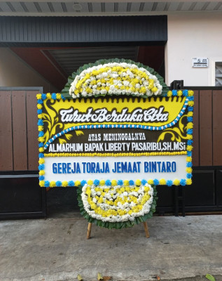 Papan Bunga Duka di Campang Raya